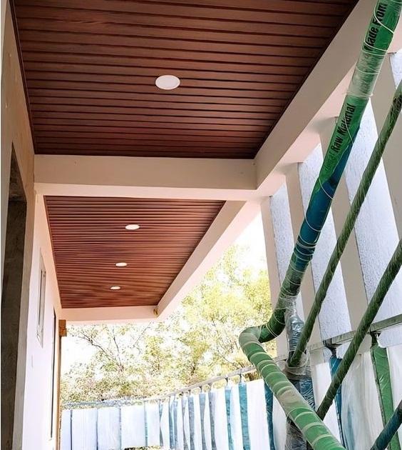 Ốp trần bằng smartwood