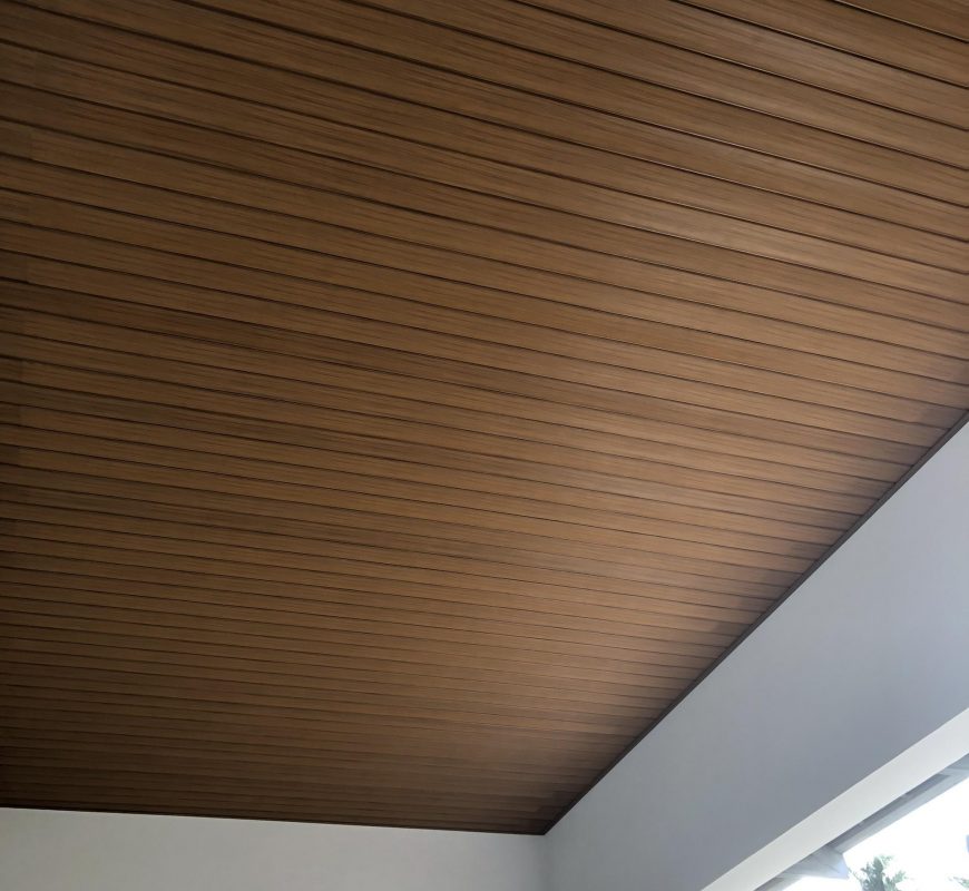 Trần gỗ nhựa malaysia sang trọng bền bỉ như gỗ thật | Vật Liệu Nhà