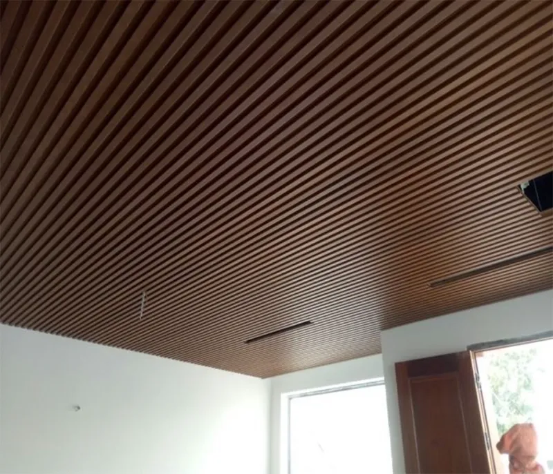 Bao gia chi phi thi cong tam xi mang gia go op tuong​ tran moi nhat 2026 8