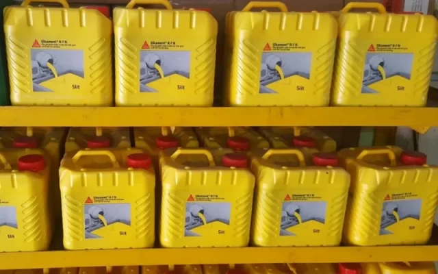 Sikament R7N Phụ Gia Hóa Dẻo Giảm Nước Bê Tông 5L/25L