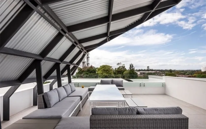 Lợp mái tôn chống nóng sân thượng