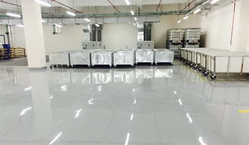 Sơn epoxy trong suốt là gì? Ưu điểm & Ứng dụng