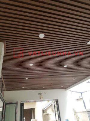 Thanh lam trần gỗ nhựa Composite B40T25