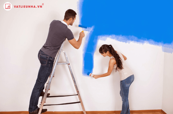sơn lại tường cũ