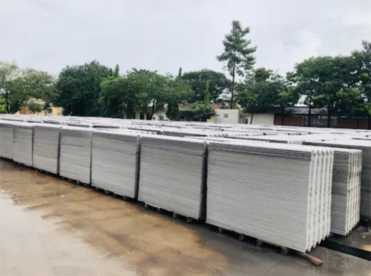 Tấm lợp fibro xi măng có độc không? Có nên sử dụng?